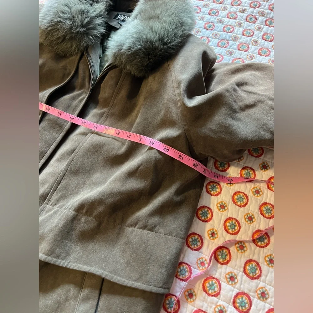 EUC Vintage 90s Real Fox Fur Collar Gray Coat size Large LP